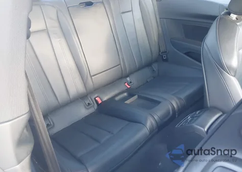 2019 Audi A5 45 Premium z USA, uszkodzony, nr VIN WAUTNAF56KA079935